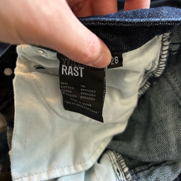 William Rast Size 26 Woman’s jeans - Picture 4 of 4